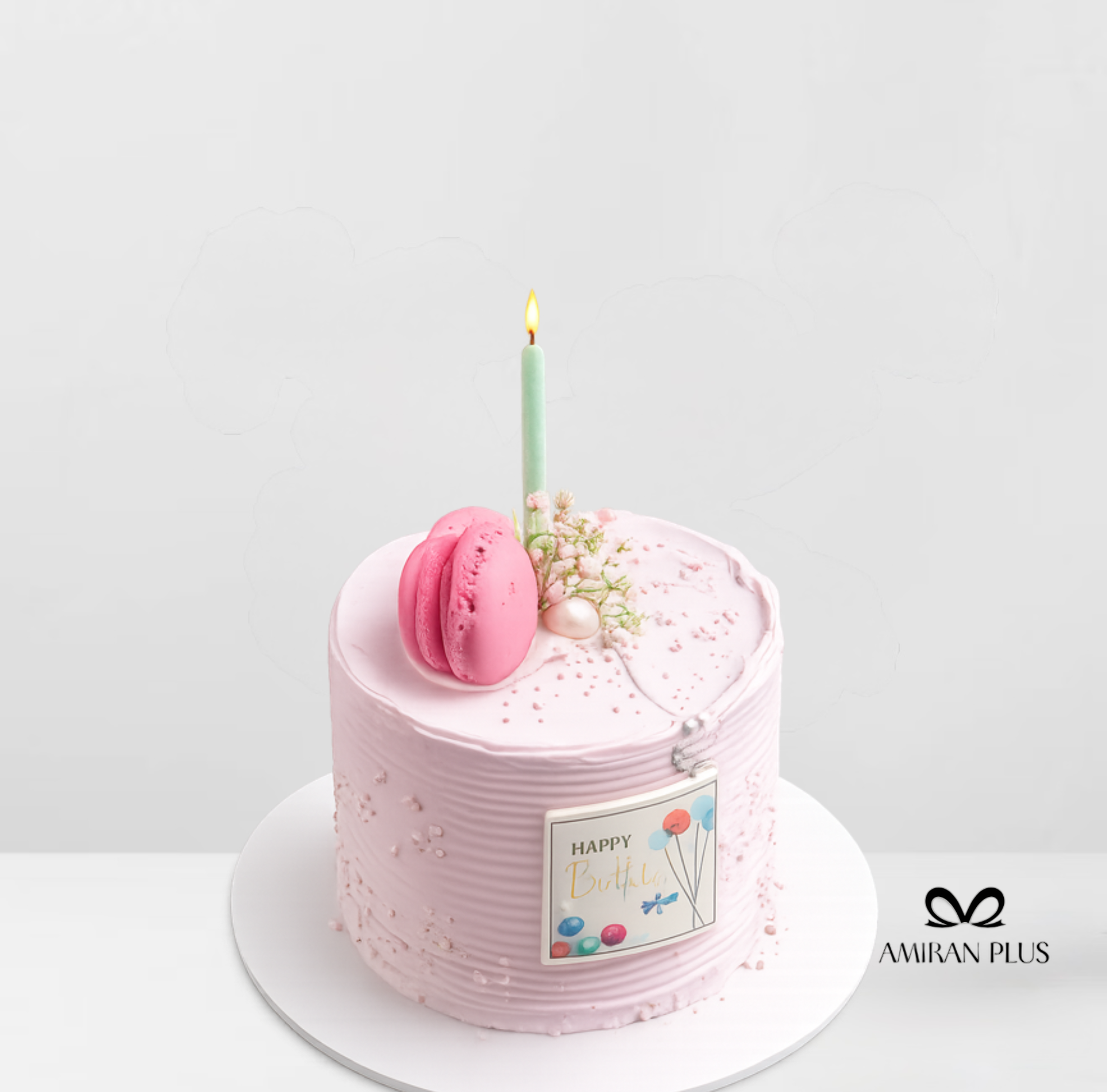 کیک شمع و ماکارون